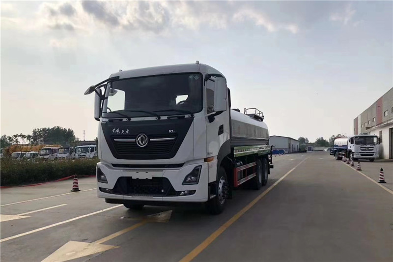 東風(fēng)天龍后八輪20噸噴霧車，國(guó)六綠化噴灑車